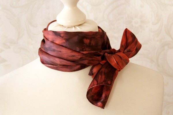 schmaler Schal aus Satin Seide orange braun Seidenschal Handarbeit