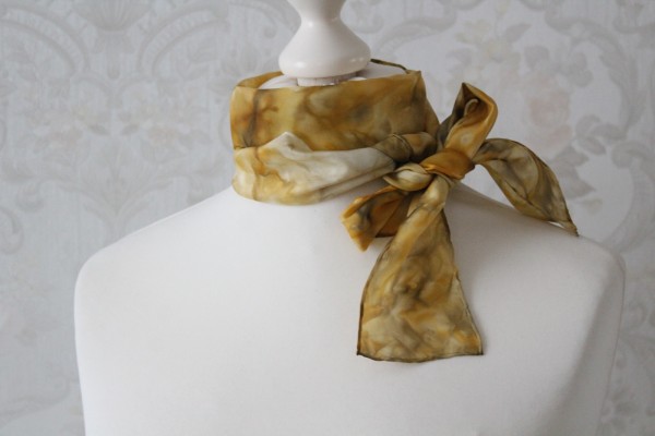 Seidenschal beige braun extra schmal gemustert Schal Seide Handarbeit
