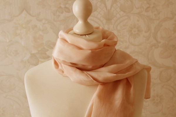 eleganter großer Seidenschal beige hell Handarbeit Schal Seide