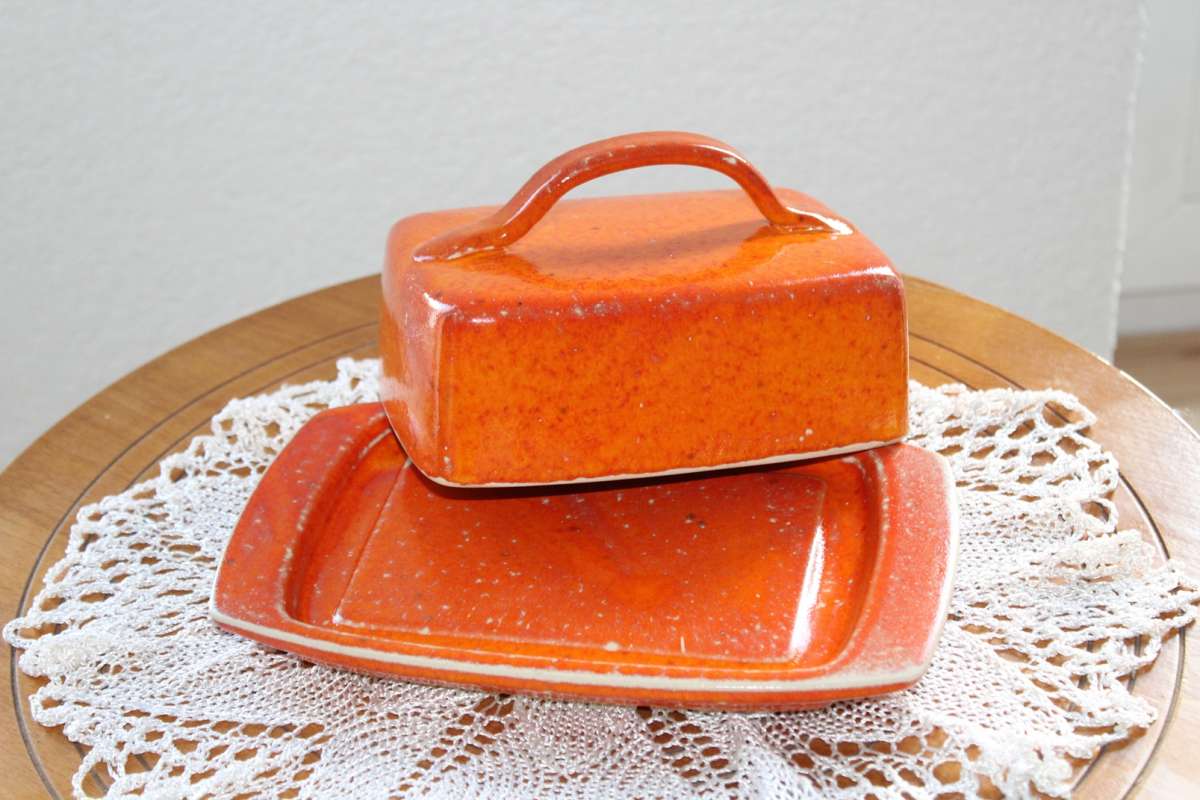 Butterdose getöpfert Keramik orange Handarbeit