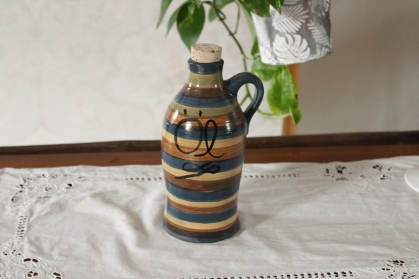 Flasche für Öl Ringel getöpfert Keramik Handarbeit
