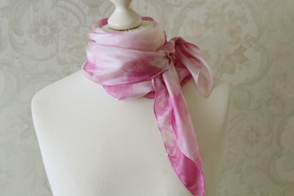 Seidentuch rosa Melodie Tuch Seide Handarbeit