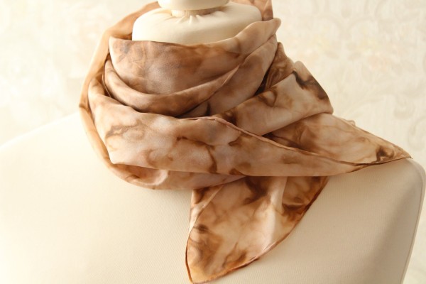Seidenschal brauner Schal aus Seide Handarbeit