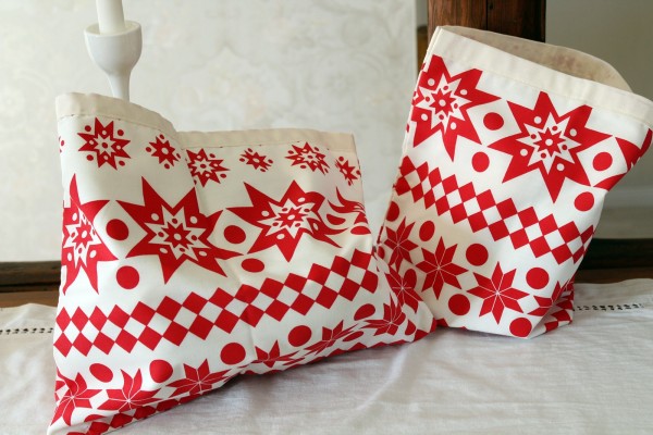 zwei große Geschenkbeutel Geschenksäckchen Handarbeit