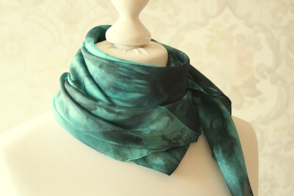 Seidentuch Zirkel in Grün Tuch Seide Handarbeit
