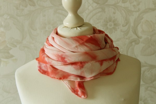 Tuch aus Seide Seidentuch Sinfonie Lachs Rosa Handarbeit