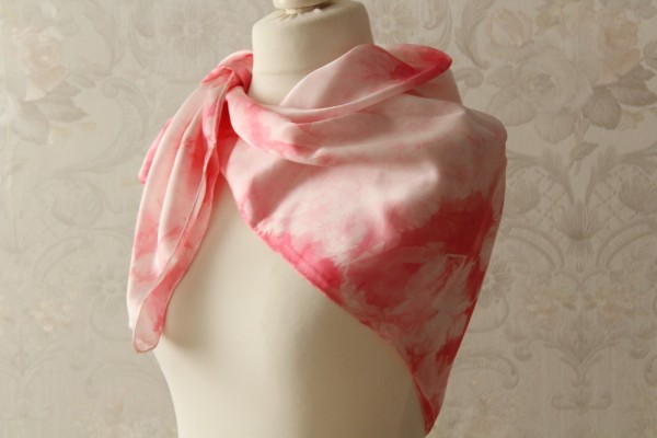 Seidentuch Satin rosa Melodie Tuch Seide Handarbeit