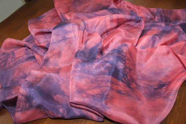 Stoff Seide 130 x 90 cm rot lila gemustert Handarbeit