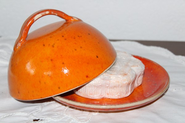 Käseglocke orange klein getöpfert Keramik Geschirr