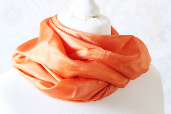 Seidenschal orange uni langer Schal aus Seide